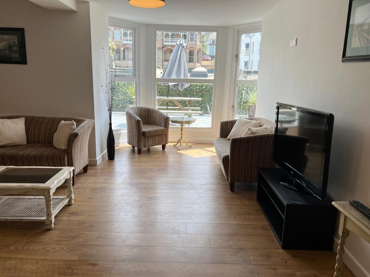Runnacleave Court, Apartment 2 Илфракомб Екстериор снимка